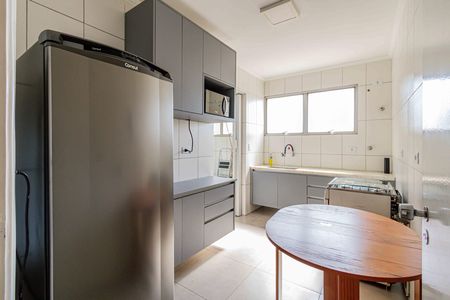 Apartamento para alugar com 70m², 2 quartos e 1 vaga Apartamento para alugar com 70m², 2 quartos e 1 vagaCozinha