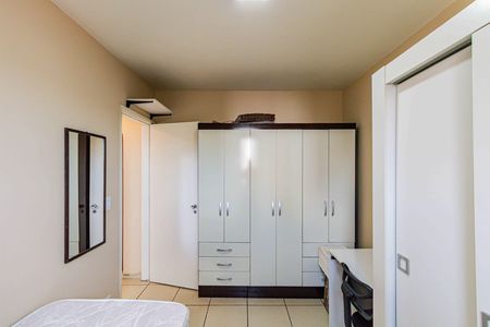 Quarto 02 de apartamento para alugar com 2 quartos, 70m² em Vila Ipojuca, São Paulo