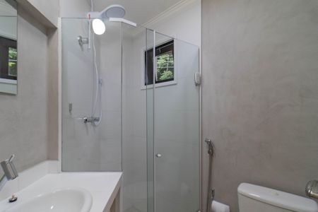 Casa para alugar com 76m², 2 quartos e 1 vaga Casa para alugar com 76m², 2 quartos e 1 vagaBanheiro