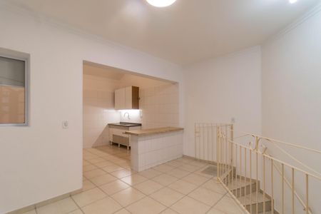 Casa para alugar com 76m², 2 quartos e 1 vaga Casa para alugar com 76m², 2 quartos e 1 vagaSala