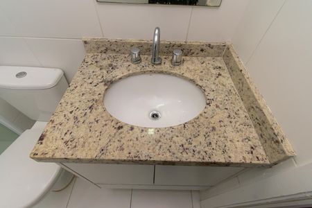 Apartamento para alugar com 82m², 3 quartos e 1 vaga Apartamento para alugar com 82m², 3 quartos e 1 vagaBanheiro social
