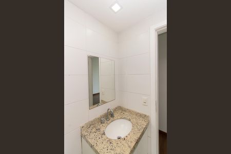 Apartamento para alugar com 82m², 3 quartos e 1 vaga Apartamento para alugar com 82m², 3 quartos e 1 vagaBanheiro social