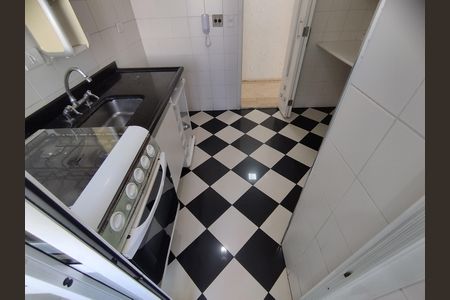 Apartamento à venda com 60m², 2 quartos e 2 vagas Apartamento à venda com 60m², 2 quartos e 2 vagasCozinha - Armários