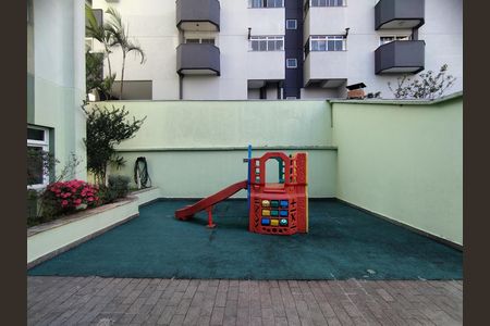 Apartamento à venda com 60m², 2 quartos e 2 vagas Apartamento à venda com 60m², 2 quartos e 2 vagasÁrea comum - Playground