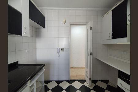 Apartamento à venda com 60m², 2 quartos e 2 vagas Apartamento à venda com 60m², 2 quartos e 2 vagasCozinha - Armários