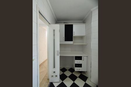 Apartamento à venda com 60m², 2 quartos e 2 vagas Apartamento à venda com 60m², 2 quartos e 2 vagasCozinha - Armários
