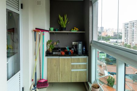 Apartamento à venda com 61m², 2 quartos e 1 vagaSacada da Sala 