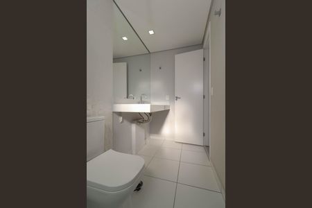Banheiro da suíte  de apartamento à venda com 1 quarto, 63m² em Vila Madalena, São Paulo