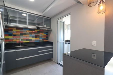 Cozinha de apartamento para alugar com 1 quarto, 63m² em Vila Madalena, São Paulo