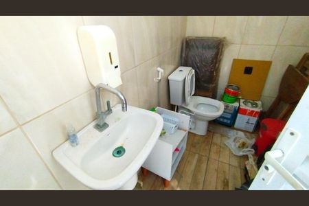 Casa à venda com 240m², 3 quartos e 2 vagas Casa à venda com 240m², 3 quartos e 2 vagasBanheiro 4 - Terraço