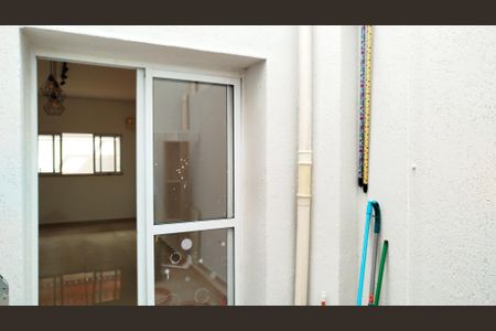 Casa à venda com 240m², 3 quartos e 2 vagas Casa à venda com 240m², 3 quartos e 2 vagasÁrea coberta