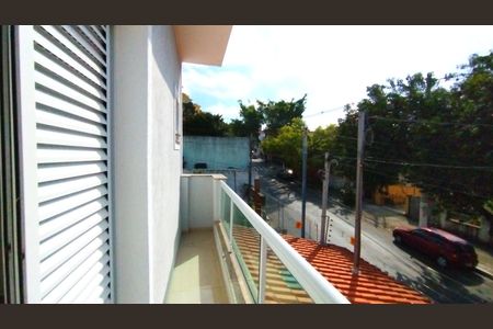 Casa à venda com 240m², 3 quartos e 2 vagas Casa à venda com 240m², 3 quartos e 2 vagasVaranda do quarto 2