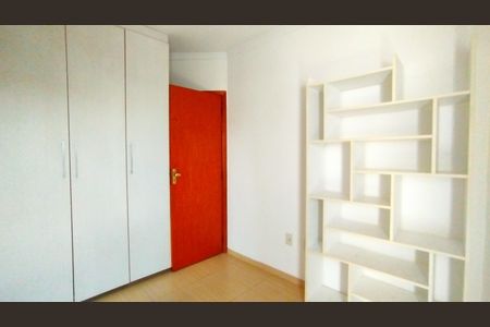 Casa à venda com 240m², 3 quartos e 2 vagas Casa à venda com 240m², 3 quartos e 2 vagasQuarto 2