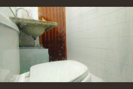 Casa à venda com 240m², 3 quartos e 2 vagas Casa à venda com 240m², 3 quartos e 2 vagasBanheiro 1 - suite