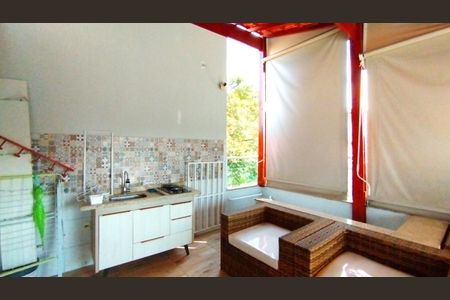 Casa à venda com 240m², 3 quartos e 2 vagas Casa à venda com 240m², 3 quartos e 2 vagasÁrea gourmet