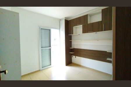 Casa à venda com 240m², 3 quartos e 2 vagas Casa à venda com 240m², 3 quartos e 2 vagasQuarto 2