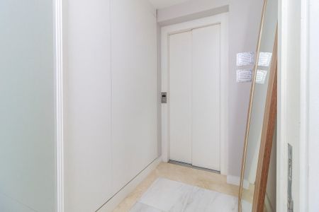 Apartamento à venda com 170m², 4 quartos e 4 vagasHall Privativo