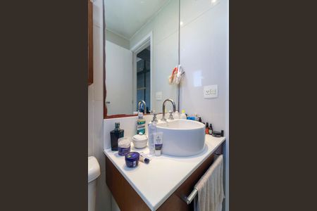 Apartamento à venda com 170m², 4 quartos e 4 vagasSuíte 2 - Banheiro