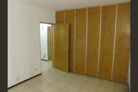 Apartamento para alugar com 156m², 4 quartos e 2 vagasQuarto