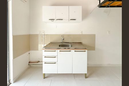 Casa para alugar com 35m², 1 quarto e 2 vagasCozinha