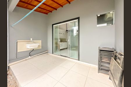 Casa para alugar com 35m², 1 quarto e 2 vagasÁrea externa