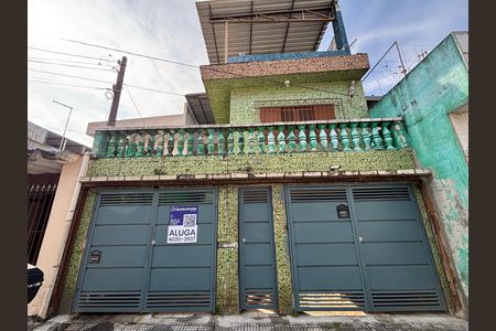 Fachada de casa para alugar com 2 quartos, 65m² em Jardim Soraia, São Paulo