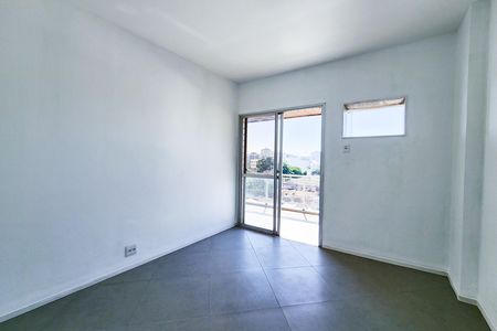 Apartamento à venda com 70m², 1 quarto e 1 vaga Apartamento à venda com 70m², 1 quarto e 1 vagaQuarto