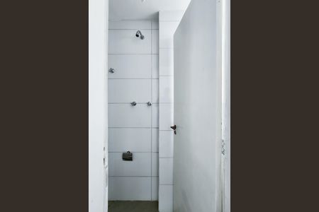 Apartamento à venda com 70m², 1 quarto e 1 vaga Apartamento à venda com 70m², 1 quarto e 1 vagaBanheiro de Serviço