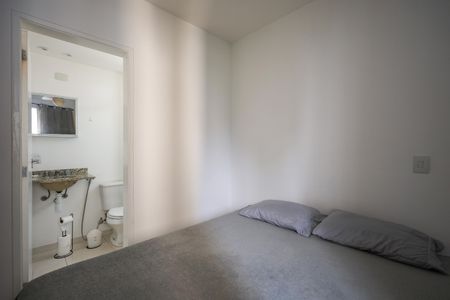 Apartamento para alugar com 68m², 2 quartos e 2 vagasSuíte 1