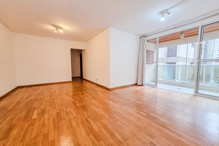 Apartamento para alugar com 127m², 3 quartos e 3 vagas Apartamento para alugar com 127m², 3 quartos e 3 vagasSala