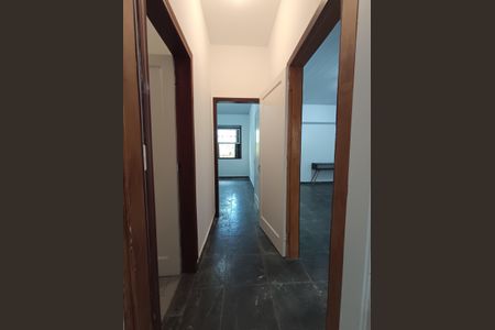 Casa para alugar com 120m², 4 quartos e sem vaga Casa para alugar com 120m², 4 quartos e sem vagaCorredor