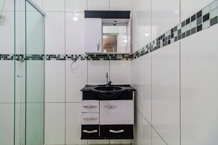 Banheiro de kitnet/studio para alugar com 1 quarto, 30m² em Vila São Luís(zona Oeste), São Paulo