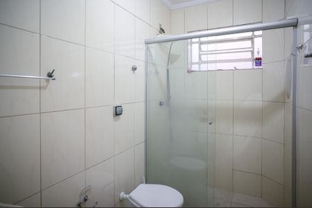 Casa para alugar com 160m², 3 quartos e 2 vagas Casa para alugar com 160m², 3 quartos e 2 vagasBanheiro social