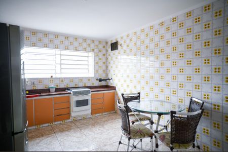 Casa para alugar com 160m², 3 quartos e 2 vagas Casa para alugar com 160m², 3 quartos e 2 vagasCozinha
