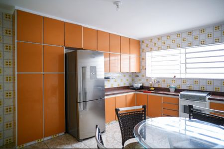 Casa para alugar com 160m², 3 quartos e 2 vagas Casa para alugar com 160m², 3 quartos e 2 vagasCozinha