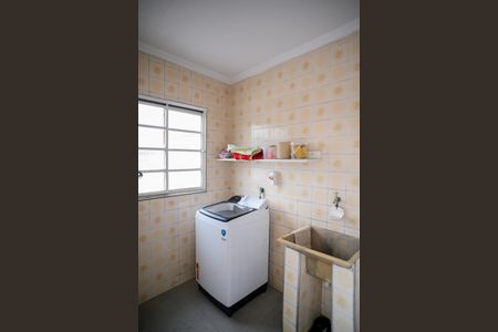 Casa para alugar com 160m², 3 quartos e 2 vagas Casa para alugar com 160m², 3 quartos e 2 vagasÁrea de serviço