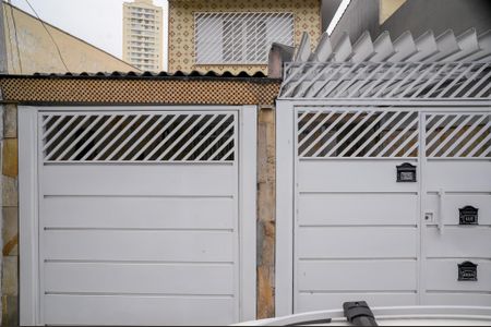 Casa para alugar com 160m², 3 quartos e 2 vagas Casa para alugar com 160m², 3 quartos e 2 vagasFachada
