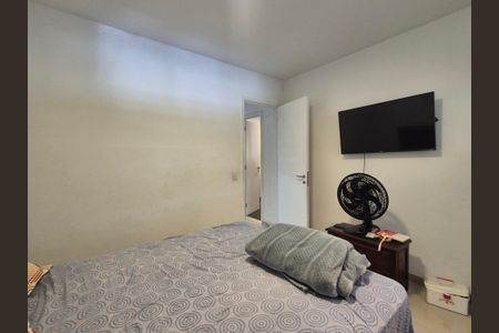 Casa de condomínio à venda com 196m², 4 quartos e 2 vagasQuarto