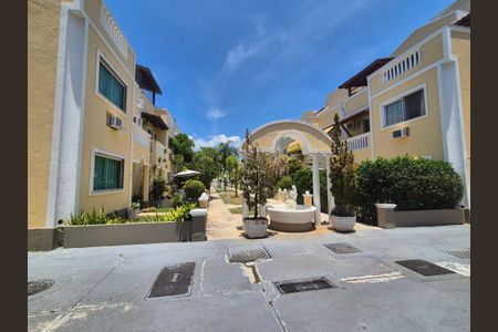 Casa de condomínio à venda com 196m², 4 quartos e 2 vagasÁrea comum