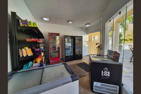 Casa de condomínio à venda com 196m², 4 quartos e 2 vagasÁrea comum