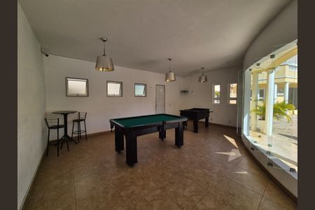 Casa de condomínio à venda com 196m², 4 quartos e 2 vagasÁrea comum