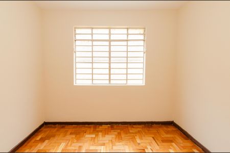 Casa para alugar com 120m², 3 quartos e 8 vagasQuarto 2