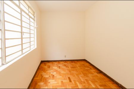 Casa para alugar com 120m², 3 quartos e 8 vagasQuarto 2