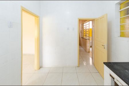 Casa para alugar com 120m², 3 quartos e 8 vagasCozinha