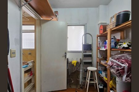 Apartamento à venda com 79m², 2 quartos e sem vaga Apartamento à venda com 79m², 2 quartos e sem vagaQuarto de Serviço