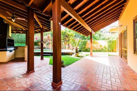 Casa à venda com 5 quartos, 460m² em Jardim das Paineiras, Campinas