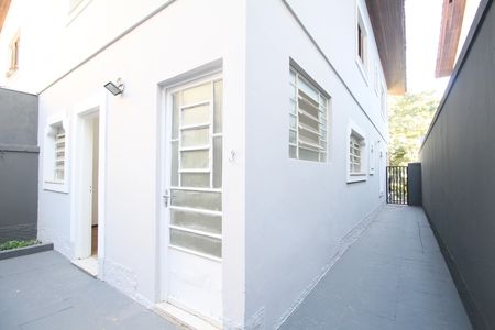 Casa à venda com 200m², 3 quartos e 4 vagasQuintal