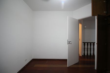 Casa à venda com 200m², 3 quartos e 4 vagasQuarto 2