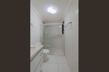 Casa para alugar com 172m², 3 quartos e 2 vagasBanheiro da Suíte