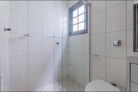 Casa para alugar com 172m², 3 quartos e 2 vagasBanheiro Social